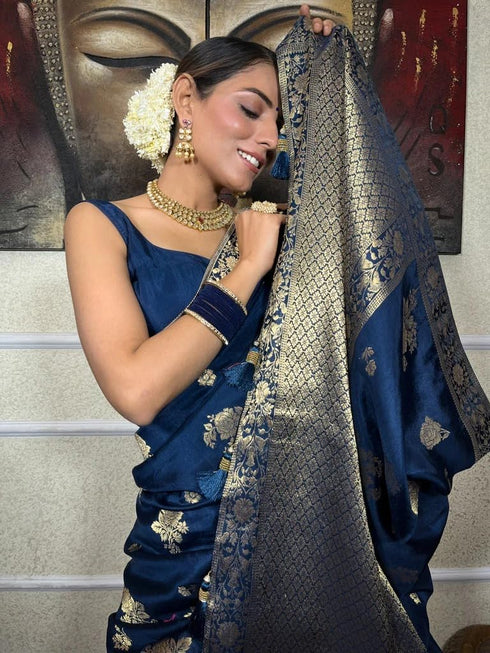 Vasthrlay Kanjivaram Border Saree
