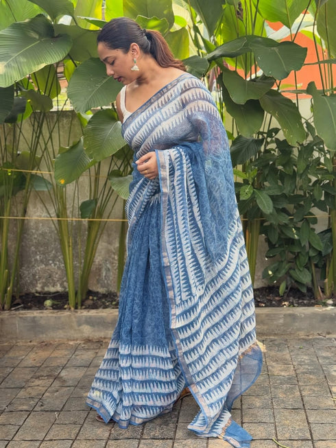 Vasthrlay Traditional Inspired Contrast Lightweight