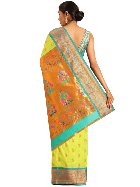 Vasthrlay Pheshwai Bottle Saree