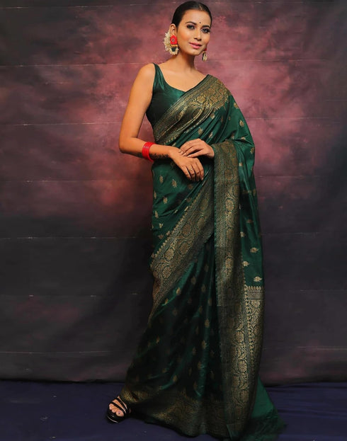Vasthrlay Banarasi Kanjivaram Unstitched Teal Saree