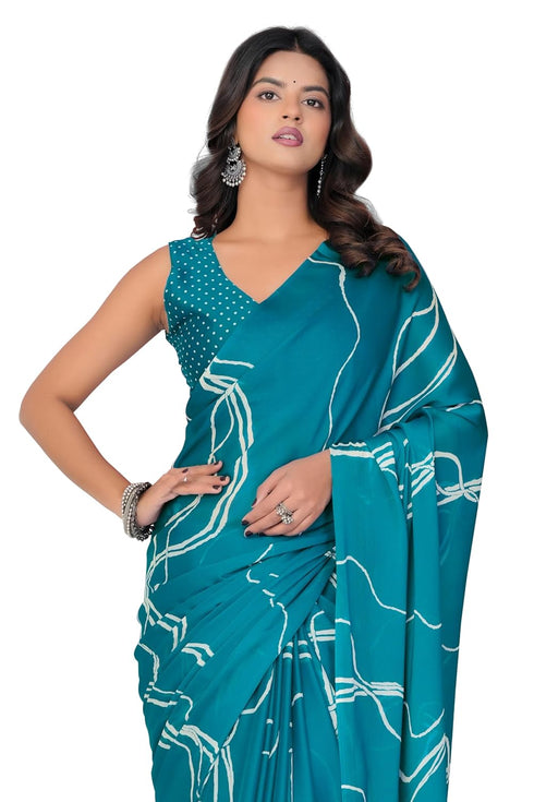 Vasthrlay Fashion Georgette Geometric Dusty Ethnic Wear