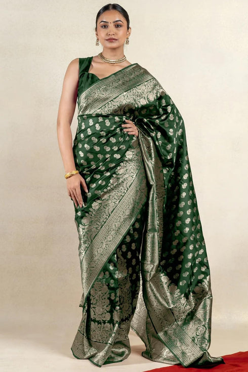 Vasthrlay Banarasi Woven Saree