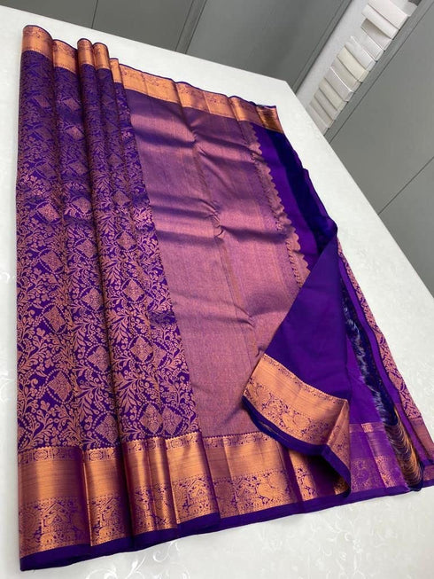 Vasthrlay Banarasi Saree