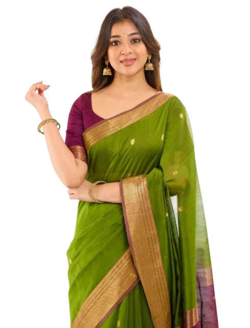 Vasthrlay Traditional Unstitched Saree