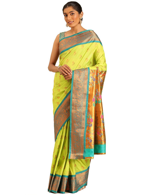 Vasthrlay Pheshwai Bottle Saree