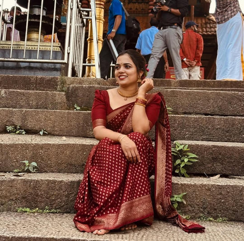 Vasthrlay Kanjivaram Saree