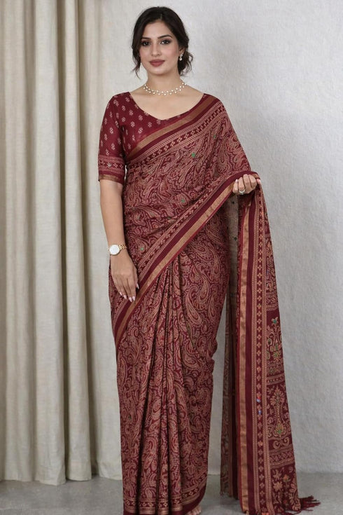 Vasthrlay Paisley Pattern Traditional Fastival