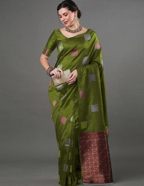 Vasthrlay Banarasi Traditional Saree
