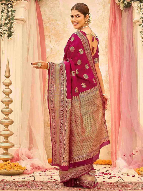 Vasthrlay Banarasi Weaving Green Saree