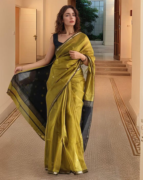 Vasthrlay Banarasi Printed Unstitched Saree