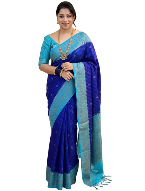 Vasthrlay Magenta Traditional Saree