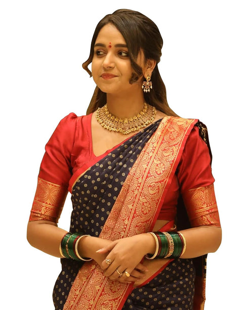 Vasthrlay Wedding Saree