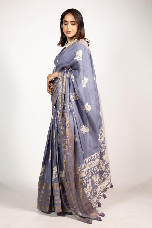 Vasthrlay Fashion Peacock Printed Ethnic Wear