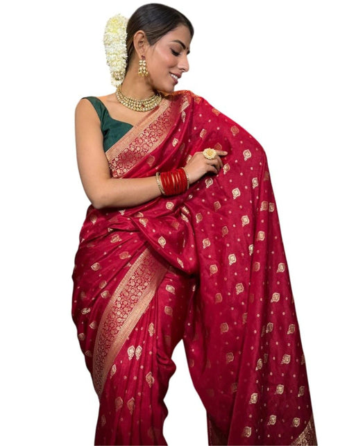 Vasthrlay Traditional Unstitched Saree