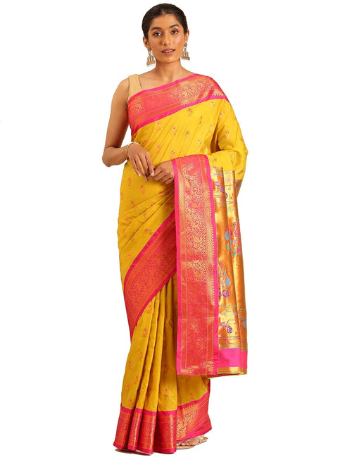 Vasthrlay Pheshwai Bottle Saree