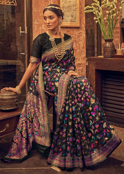 Vasthrlay Kanjivaram Wedding Saree