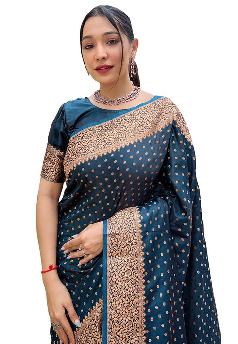 VasthrlayWomen's Banarasi Kanchipuram Saree