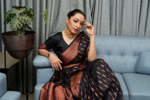 Vasthrlay Kanjivaram Saree