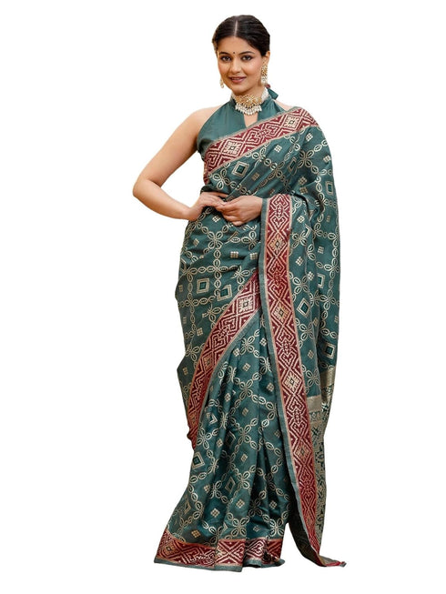 Vasthrlay Banarasi Weaving Peach Saree