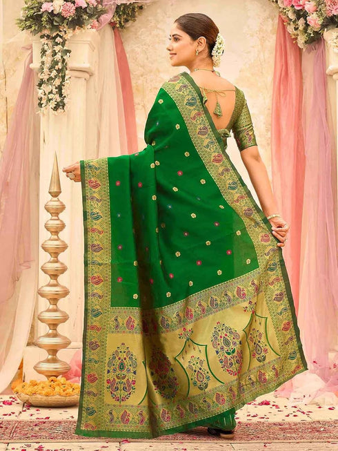 Vasthrlay Georgette Scalloped Navy Navy Blue Saree