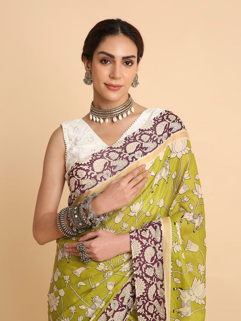 Vasthrlay Lightweight Breathable Traditional Printed Saree