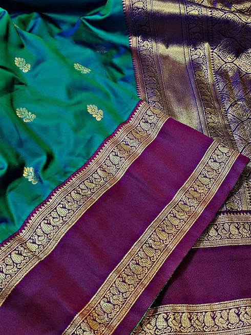 Vasthrlay Banarasi Unstitched Saree