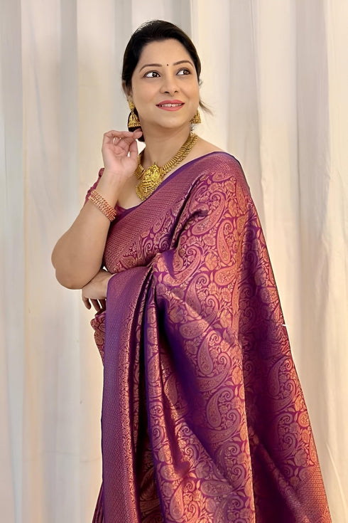 Vasthrlay Banarasi Unstitched Saree