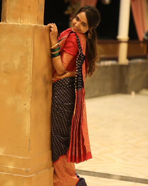Vasthrlay Wedding Saree