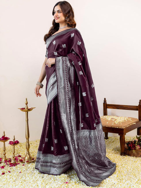 Vasthrlay Banarasi Jacquard Purple Saree With Unstitched Blouse Piece
