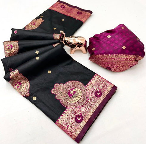Vasthrlay Paithani Weaving Peacock
