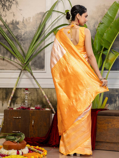 Vasthrlay Special Weaving Unstitched White Saree