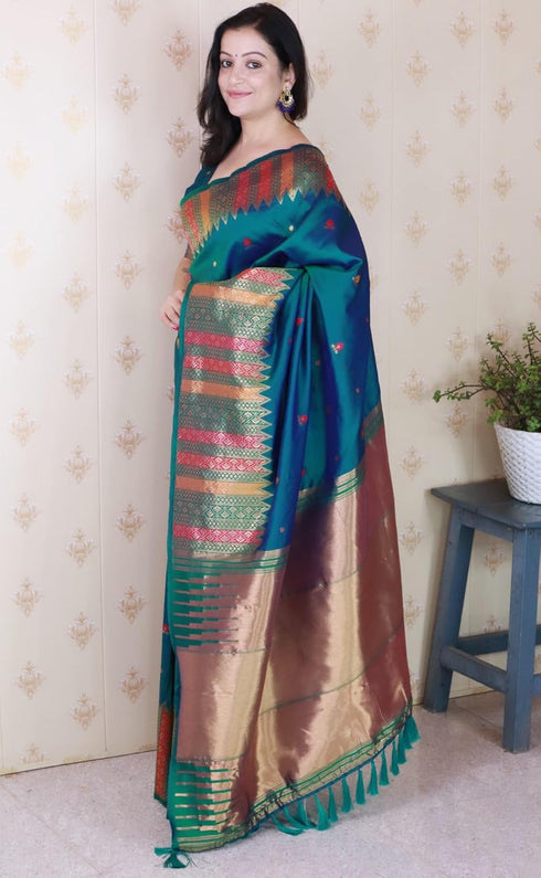 Vasthrlay Kanjivaram Handloom Kashmiri Ethnic Wear