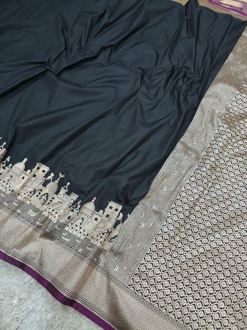 Vasthrlay Banarsi Exquisite Intricate