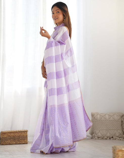 Vasthrlay Embroidery Scalloped Unstitched Off White Saree
