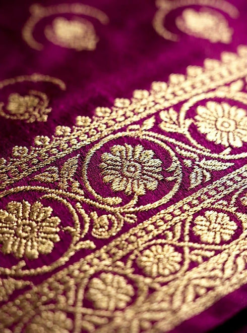 Vasthrlay Tanchui Banarasi Traditional