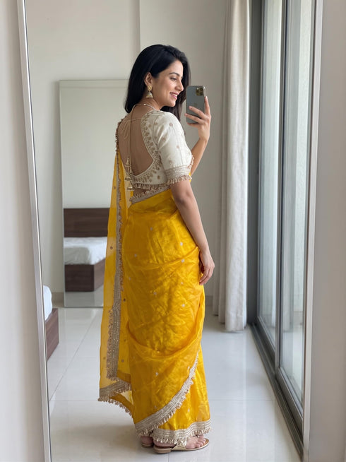 Vasthrlay Georgette Embroidery Saree