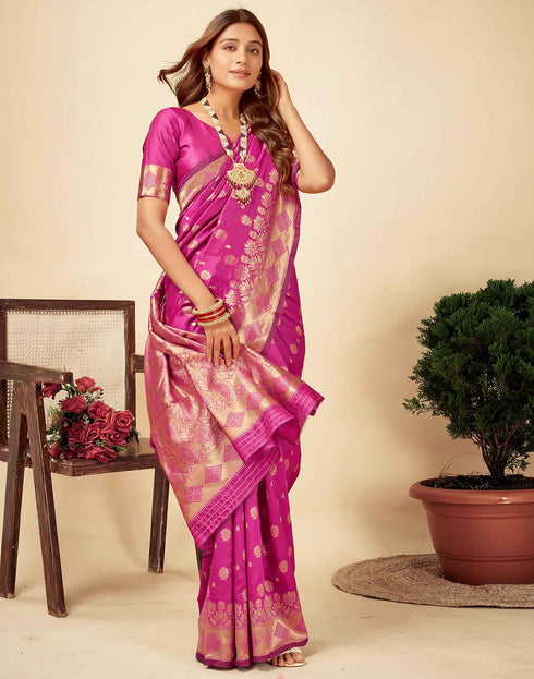 Vasthrlay Gold Banarasi Saree