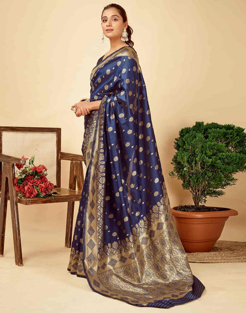 Vasthrlay Gold Banarasi Saree