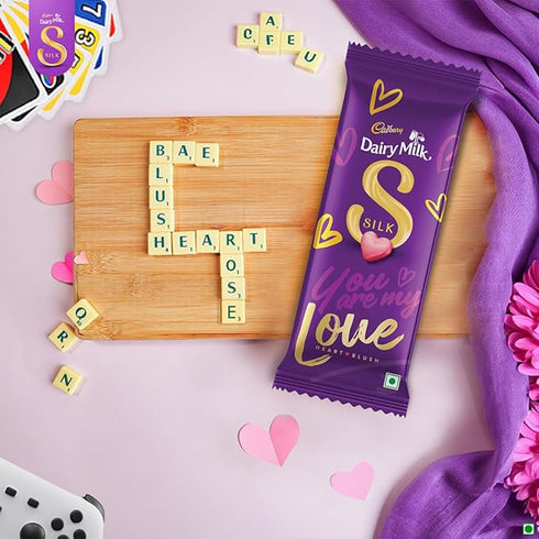 Cadbury Dairy Milk Silk Heart Blush Valentine's Gift Pack Chocolate Bar