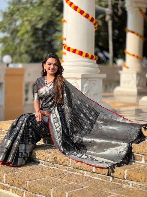 Vasthrlay Kanjivaram Saree