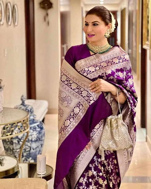 Vasthrlay Banarasi Traditional Unstitched Saree