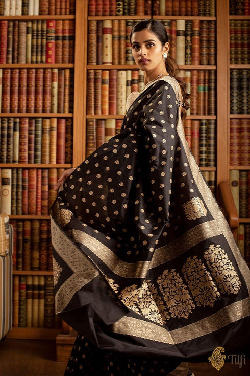 Vasthrlay Red Kanjivaram Wedding Saree