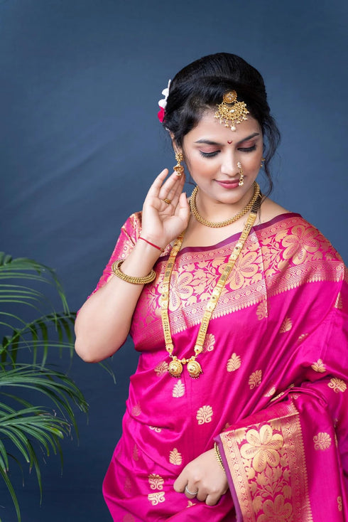 Vasthrlay Banarasi Unstitched Saree