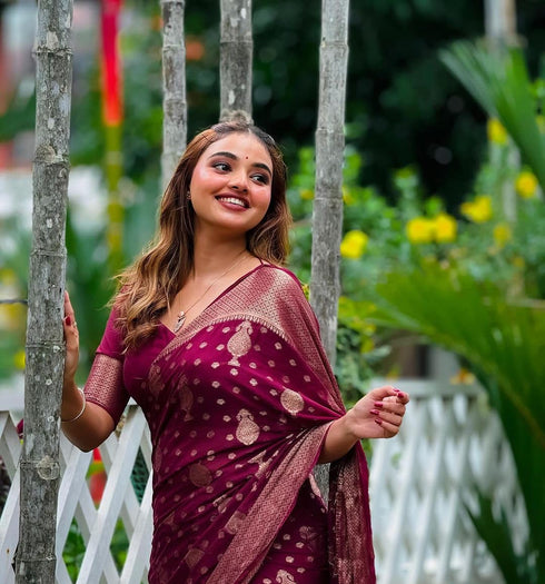 Vasthrlay Pink Kanjivaram Wedding Saree
