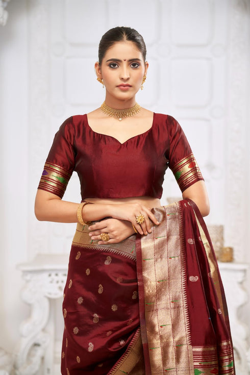 Vasthrlay Paithani Saree