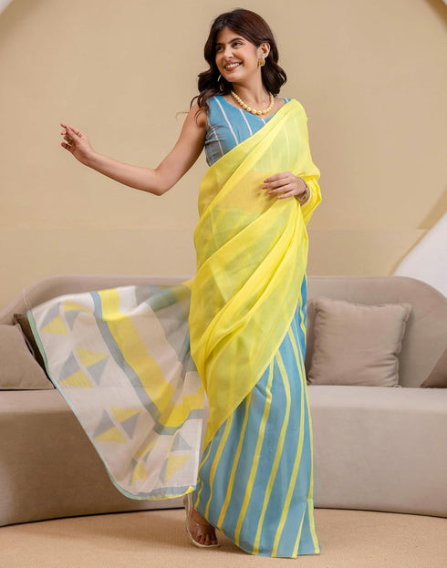 Vasthrlay Womens Cotton Printed Green Saree