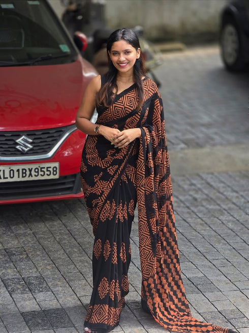 Vasthrlay Printed Geometric Lightweight Traditional