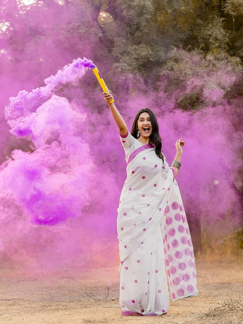 Vasthrlay Womens Printed Unstitched Off White Saree