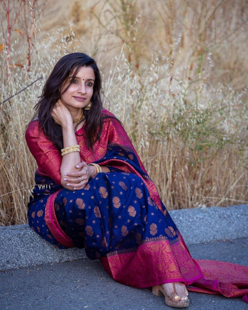 Vasthrlay Maroon Kanjivaram Saree