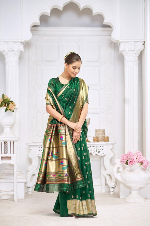 Vasthrlay Paithani Saree